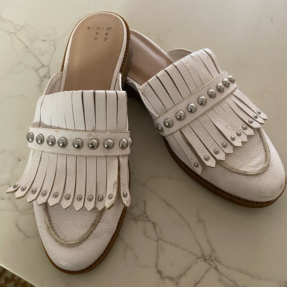 A new day white slides - Picture 1 of 4